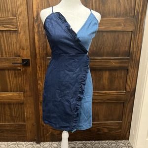 Essue Dress Women Small‎ Denim dress V Neck Two Tone Ruffle Knee Length Denim